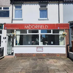 https://the-moorfield.hotelsin-chester.com